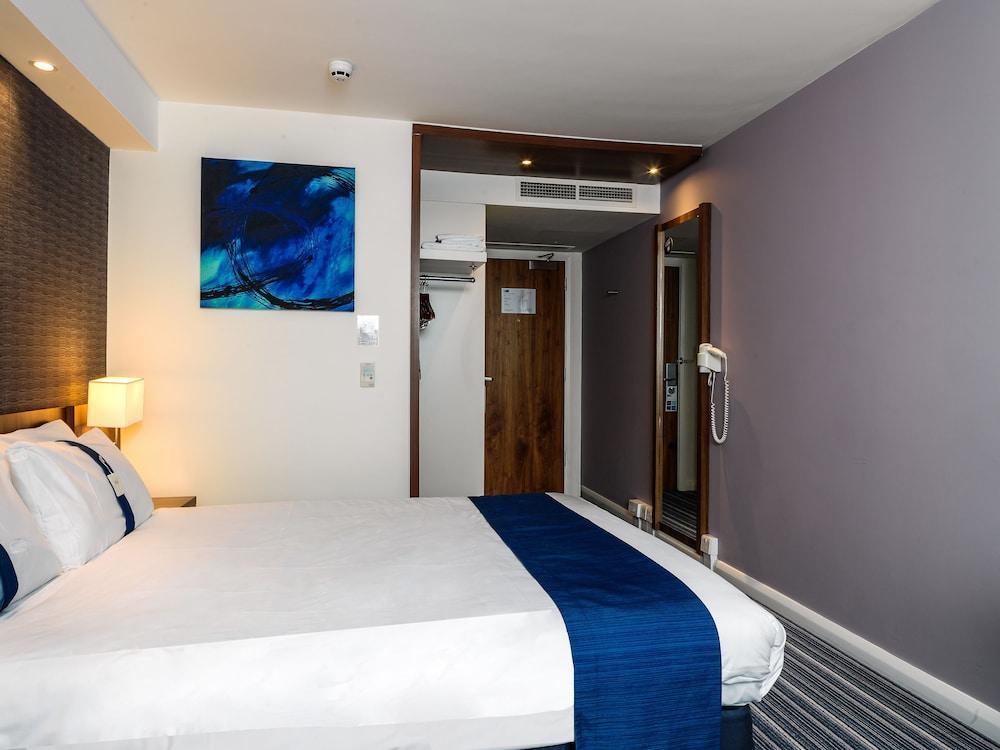 Holiday Inn Express London Gatwick Crawley, An Ihg Hotel Kültér fotó
