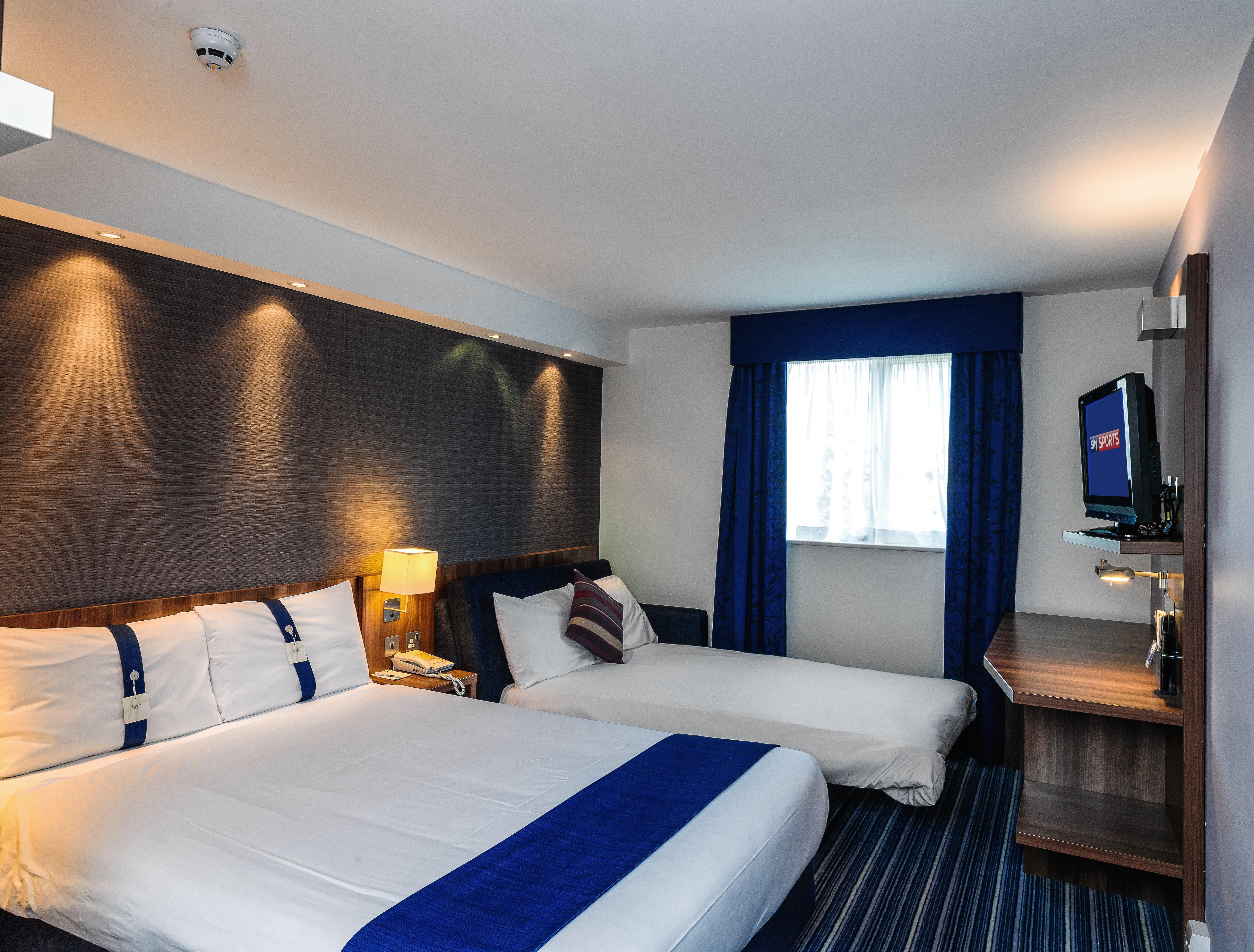 Holiday Inn Express London Gatwick Crawley, An Ihg Hotel Kültér fotó