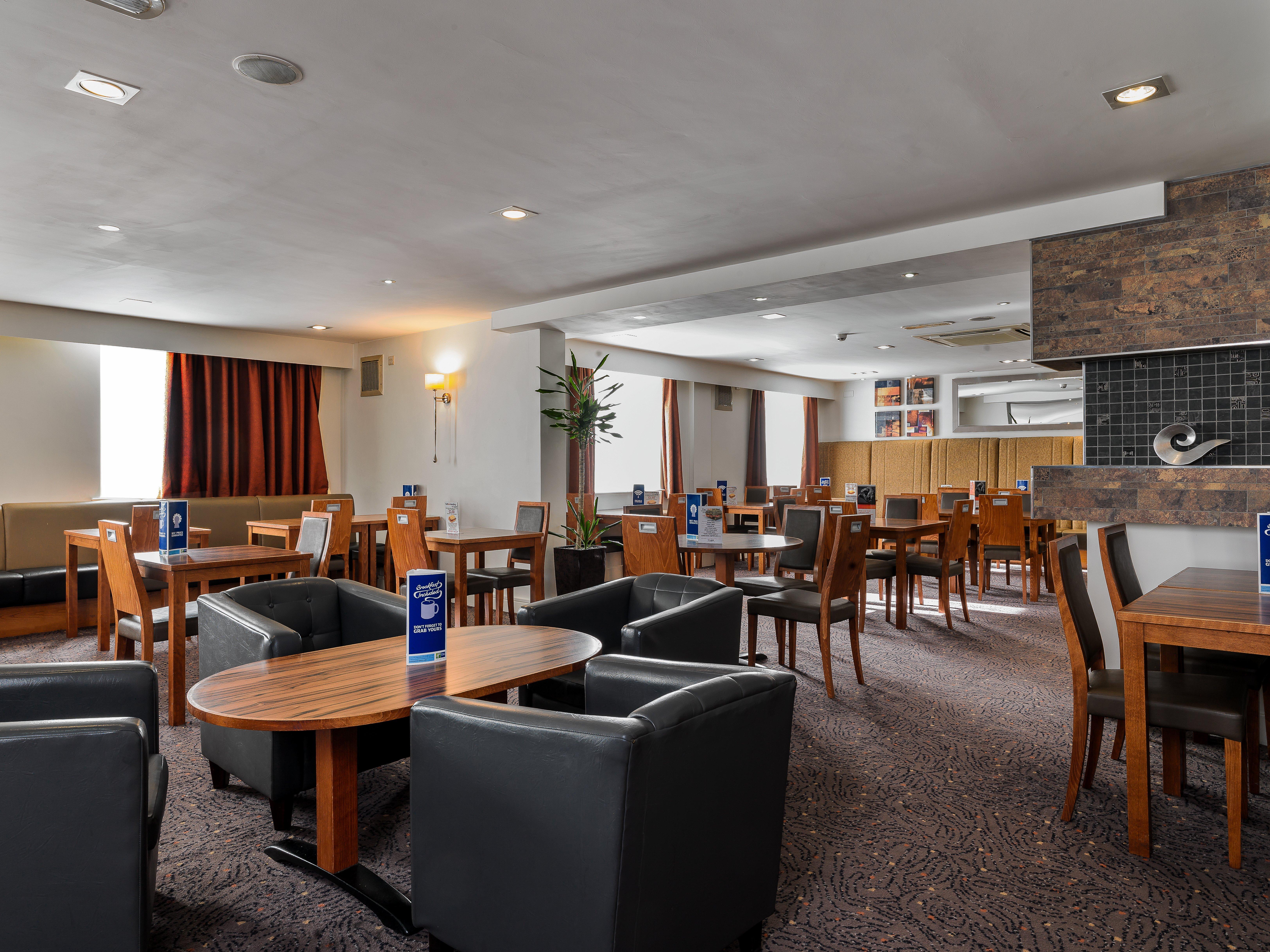 Holiday Inn Express London Gatwick Crawley, An Ihg Hotel Kültér fotó