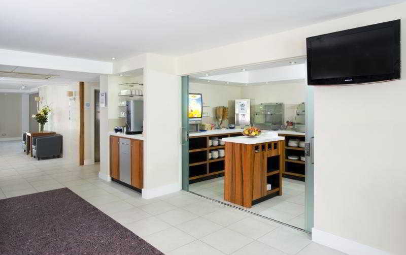 Holiday Inn Express London Gatwick Crawley, An Ihg Hotel Kültér fotó