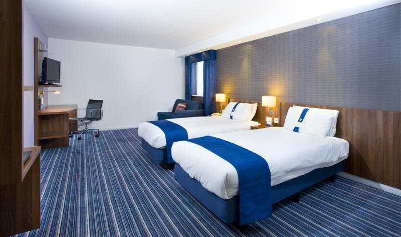 Holiday Inn Express London Gatwick Crawley, An Ihg Hotel Kültér fotó